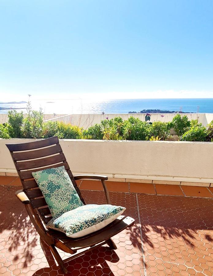 Vue Exceptionnelle - Grande Terrasse Et Piscine * Bandol
